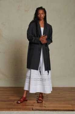 Soeur SANDALES AZALEE 13 Soeur SANDALES AZALEE -Vêtements-Soeur 01 001 AVIGNON ALCESTE AZALEE ANTIGONE 0013 RETOUCHE WEB