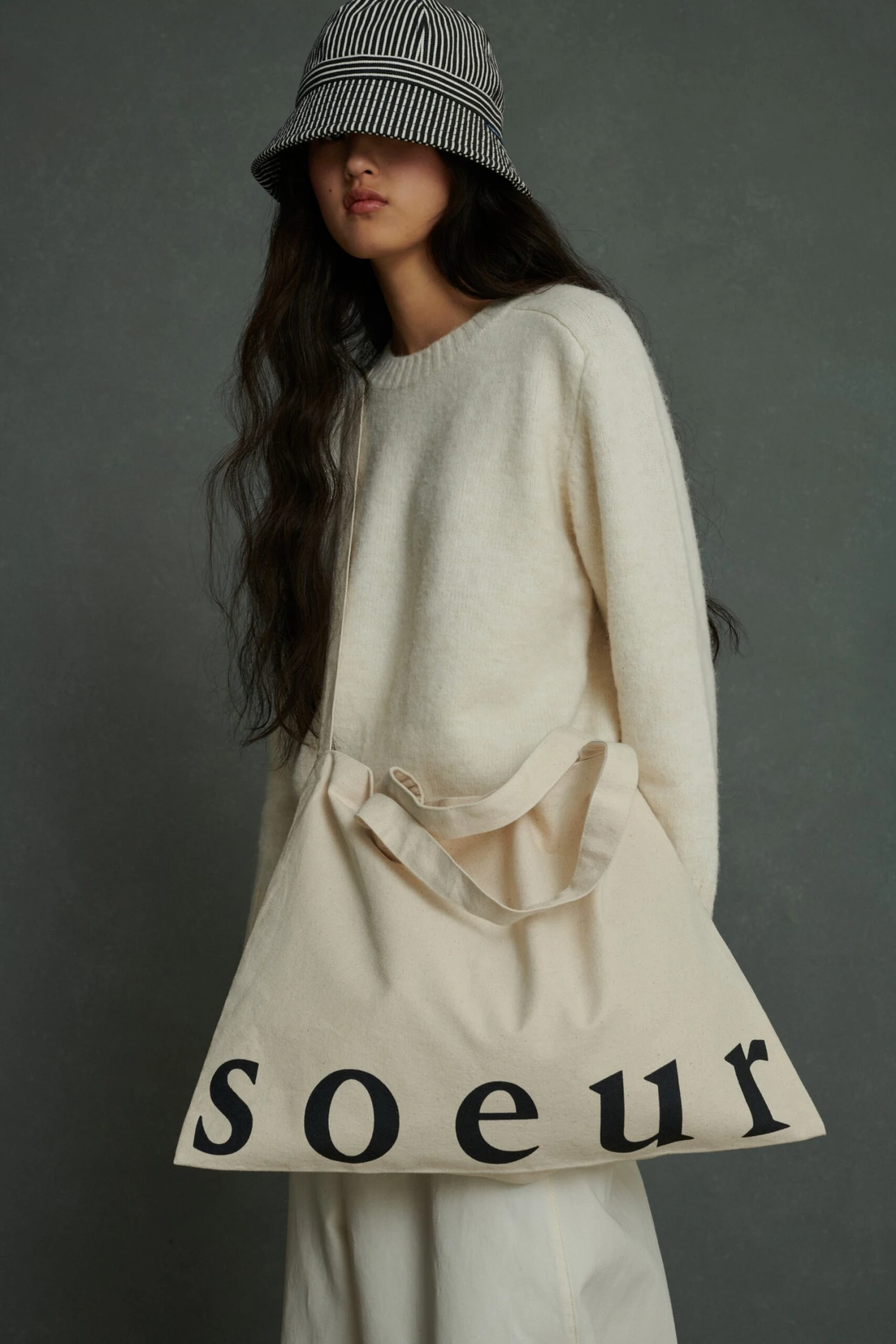 Soeur MAXI TOTE BAG 8 Soeur MAXI TOTE BAG – Image 6