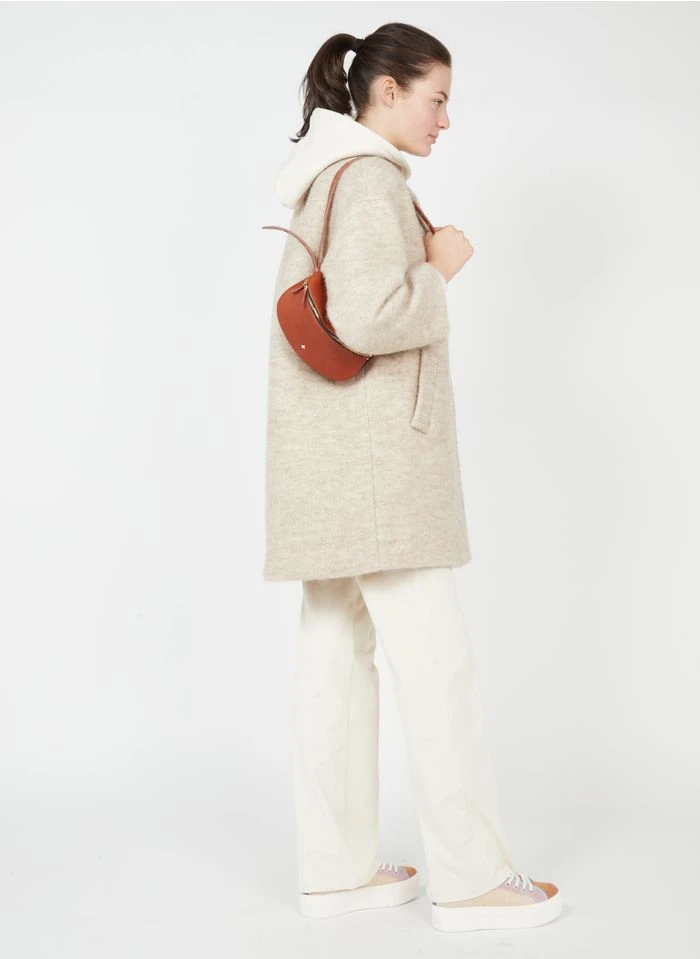 LA LILI - POCH CEINT AJUST CLOUS - Banane En Cuir | Multicolore 7 LA LILI - POCH CEINT AJUST CLOUS - Banane En Cuir | Multicolore – Image 5