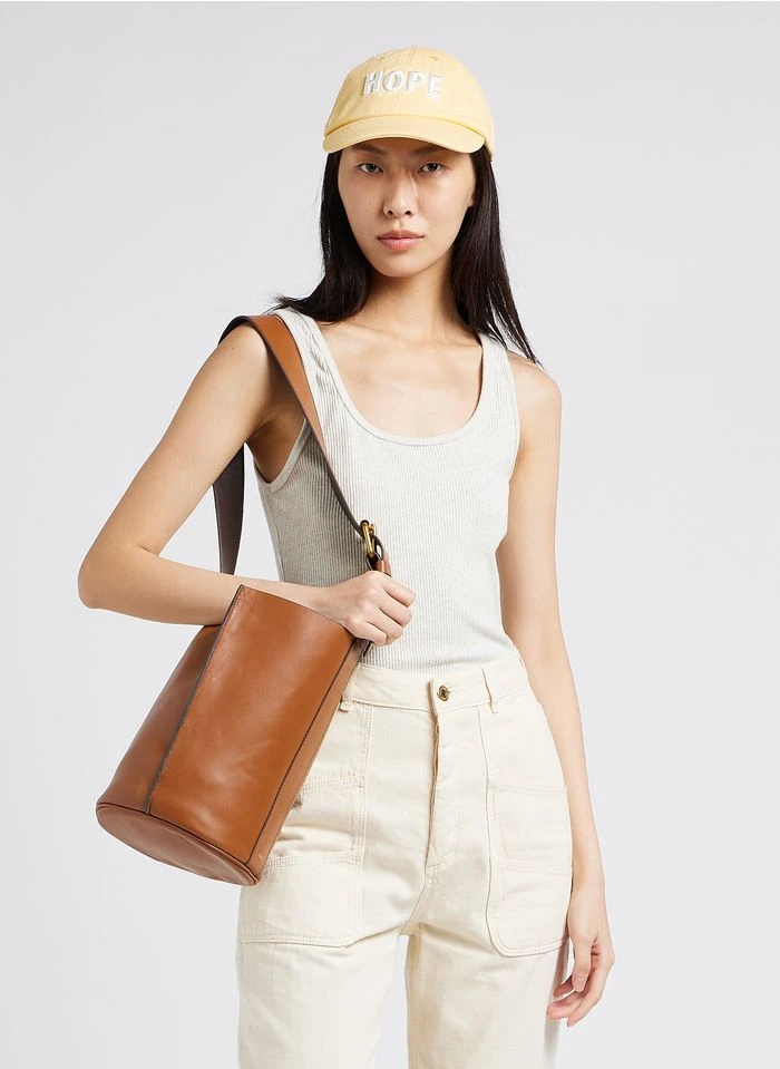 Soeur SAUL MINI - Sac Seau En Cuir Souple | Marron 4 Soeur SAUL MINI - Sac Seau En Cuir Souple | Marron – Image 2