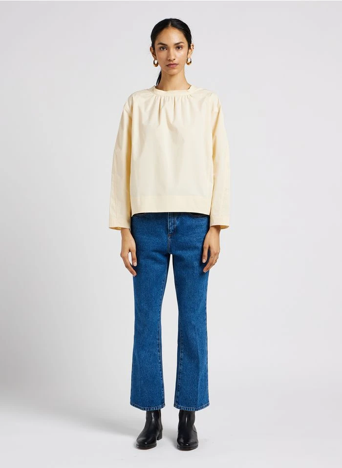 Soeur ECAILLE - Bottines Plates En Cuir Lisse | Noir 6 Soeur ECAILLE - Bottines Plates En Cuir Lisse | Noir – Image 4