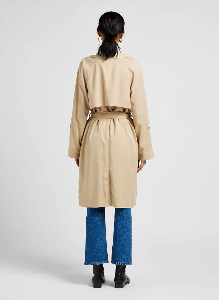 Soeur ECAILLE - Bottines Plates En Cuir Lisse | Noir 13 Soeur ECAILLE - Bottines Plates En Cuir Lisse | Noir – Image 11