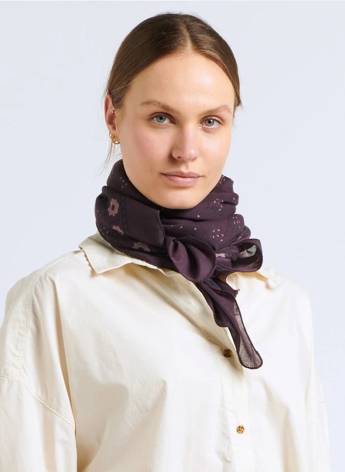 Soeur Foulard En Voile De Coton Imprimé | Violet 3 Soeur Foulard En Voile De Coton Imprimé | Violet